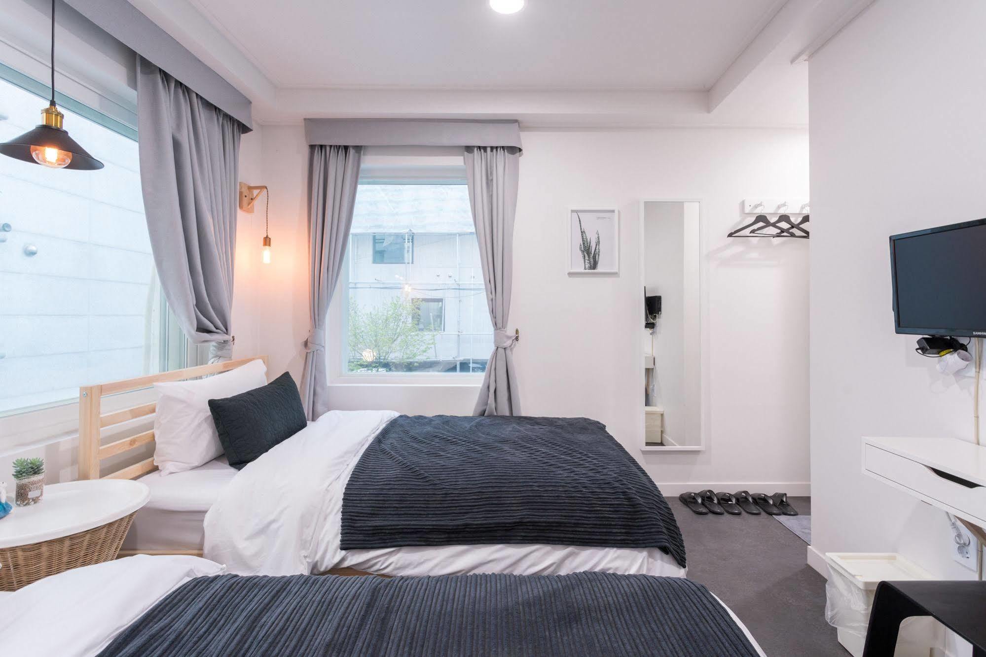 Hotel Mono House Hongdae Seul Zewnętrze zdjęcie
