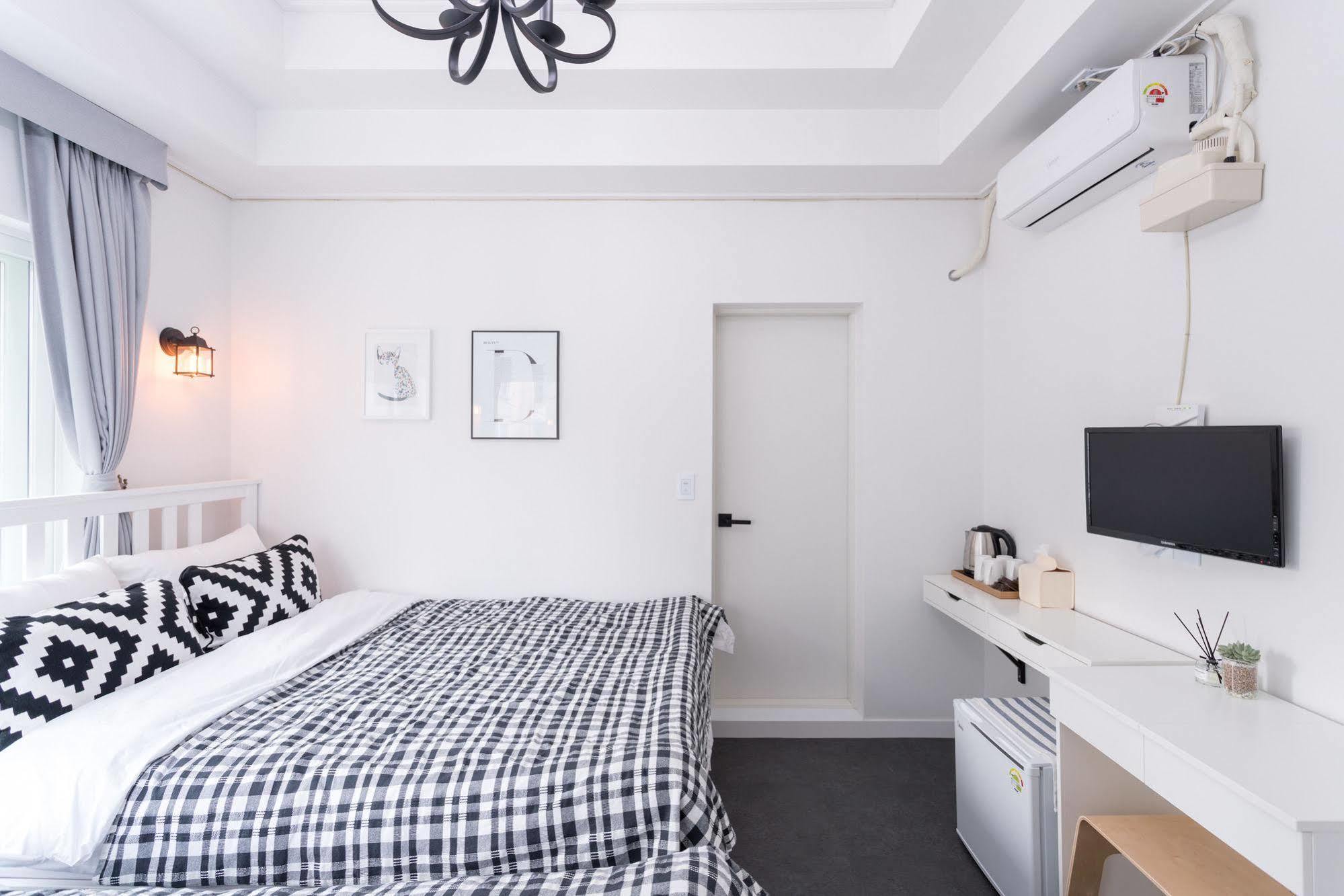 Hotel Mono House Hongdae Seul Zewnętrze zdjęcie