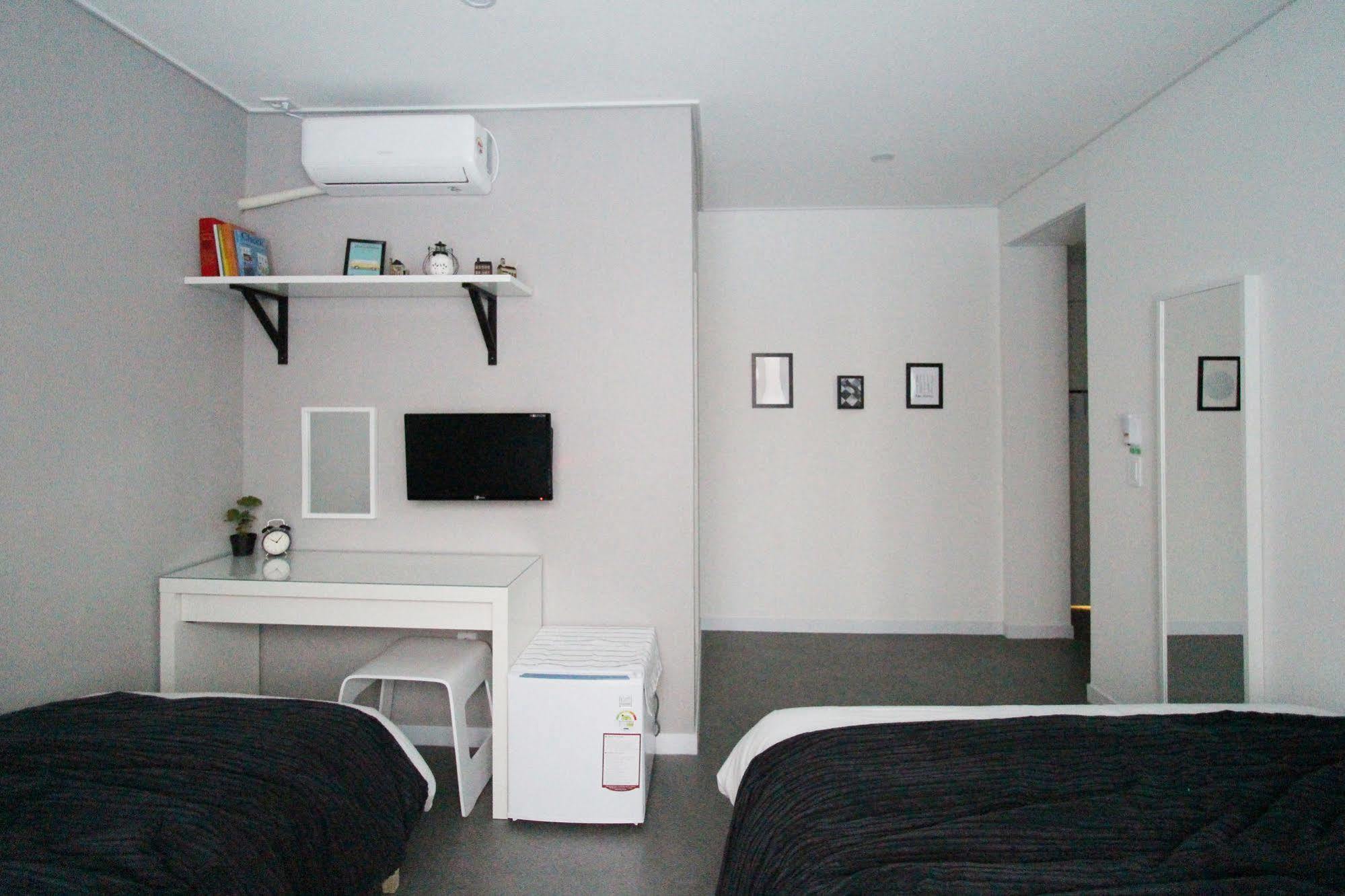 Hotel Mono House Hongdae Seul Zewnętrze zdjęcie